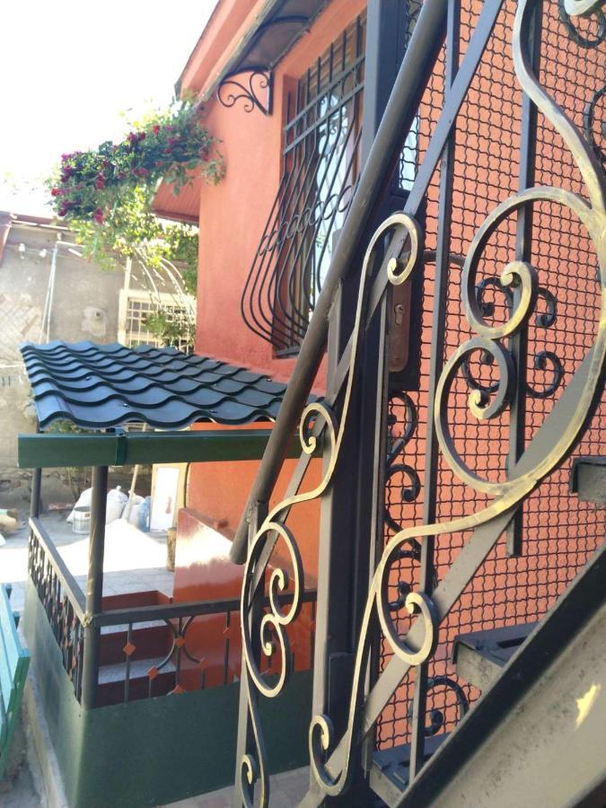 Old Tbilisi Tsiskari Apt Ngoại thất bức ảnh