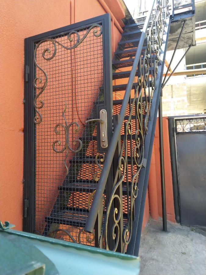 Old Tbilisi Tsiskari Apt Ngoại thất bức ảnh