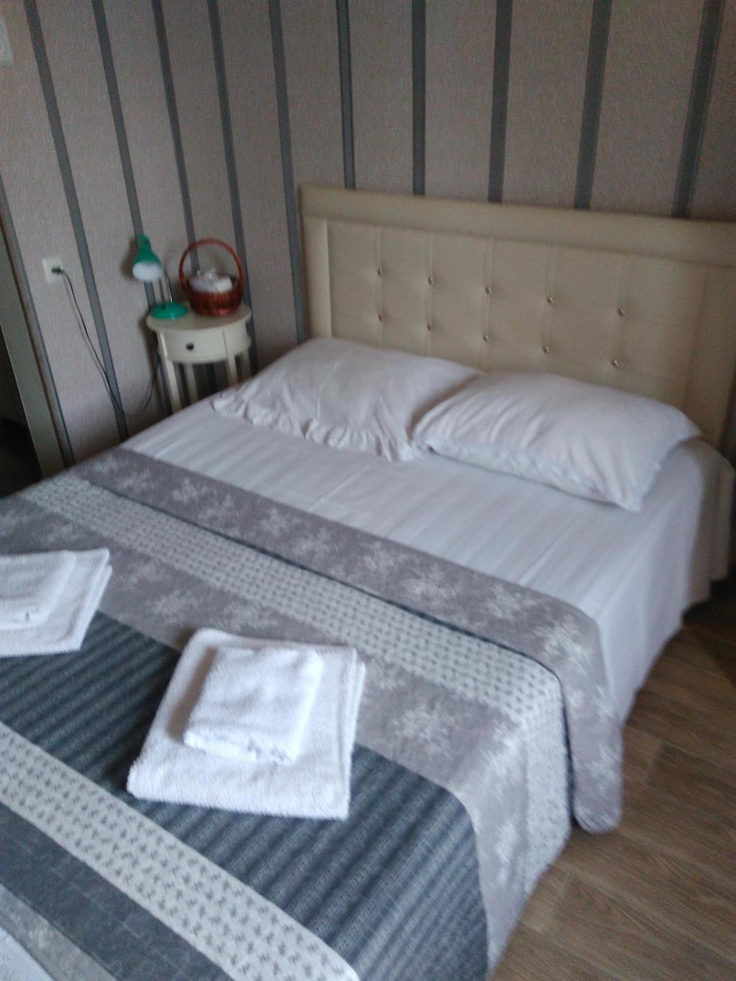 Old Tbilisi Tsiskari Apt Ngoại thất bức ảnh